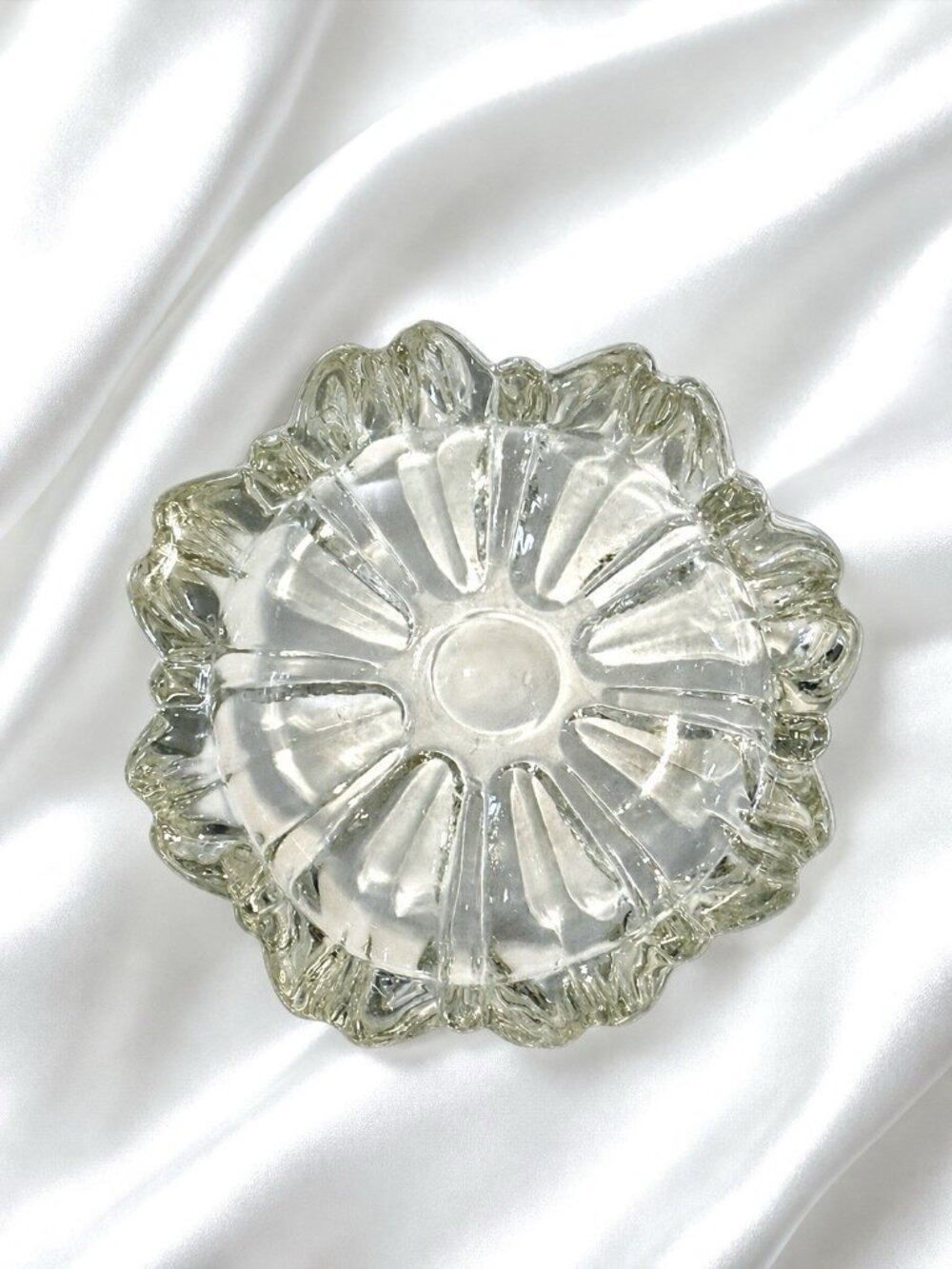 Vintage Clear Pressed Glass Ashtray Flower Petal Design 3.75 Inch